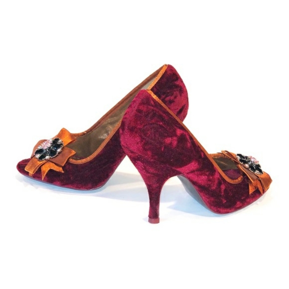 Poetic License Dazzling 2 Velvet Pump - Picture 2 of 4
